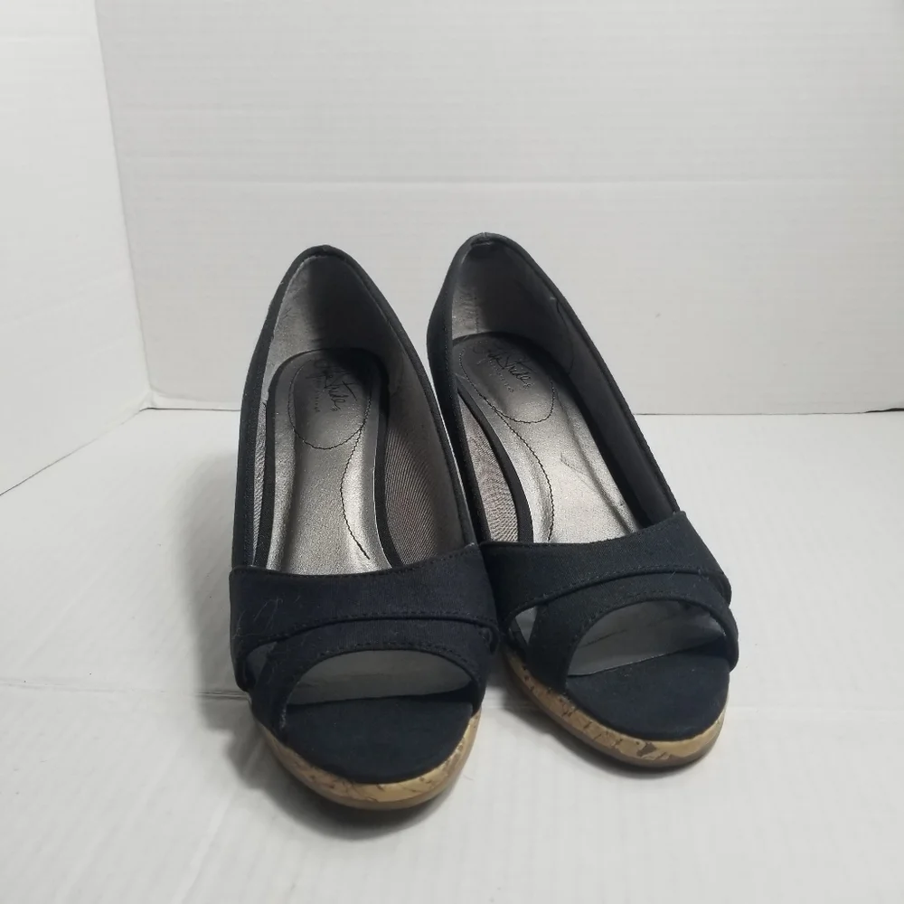 LIFE STRIDE WOMEN'S WEDGES SIZE 10 WIDE